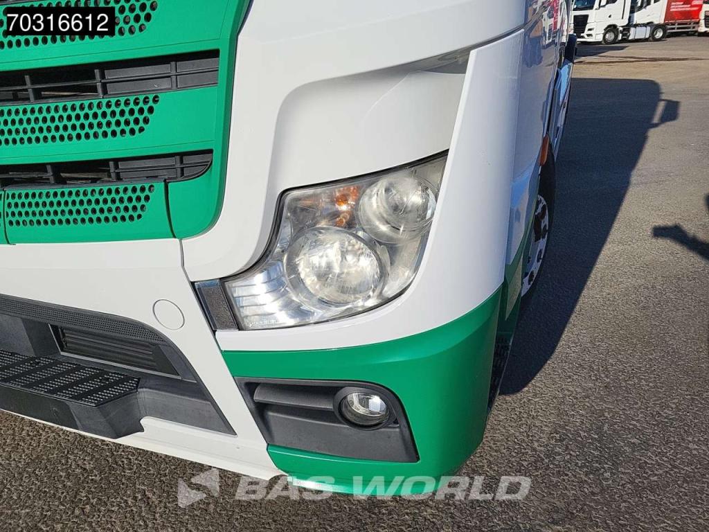 Mercedes-Benz Actros 1851 4X2 StreamSpace Retarder Photo 7