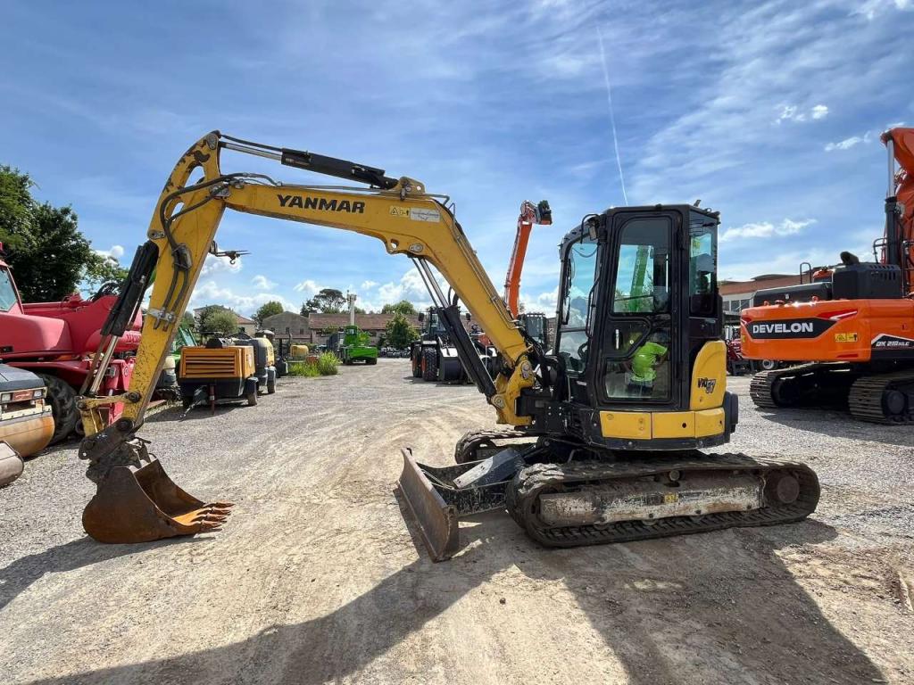 Yanmar VIO 57-6 Photo 8