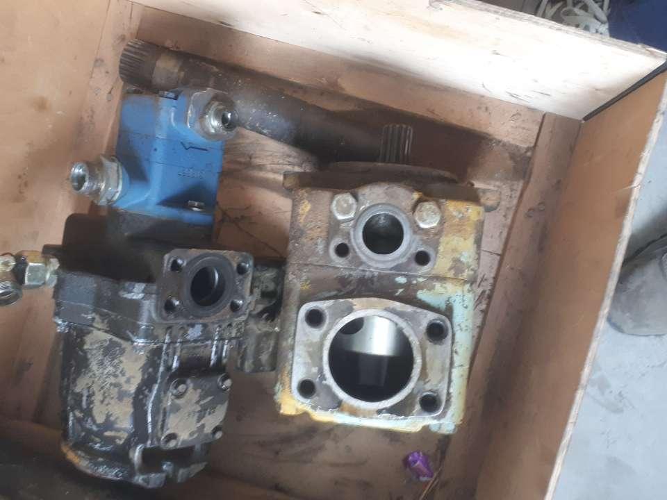 Hydraulic pump for Volvo L150 Photo 4