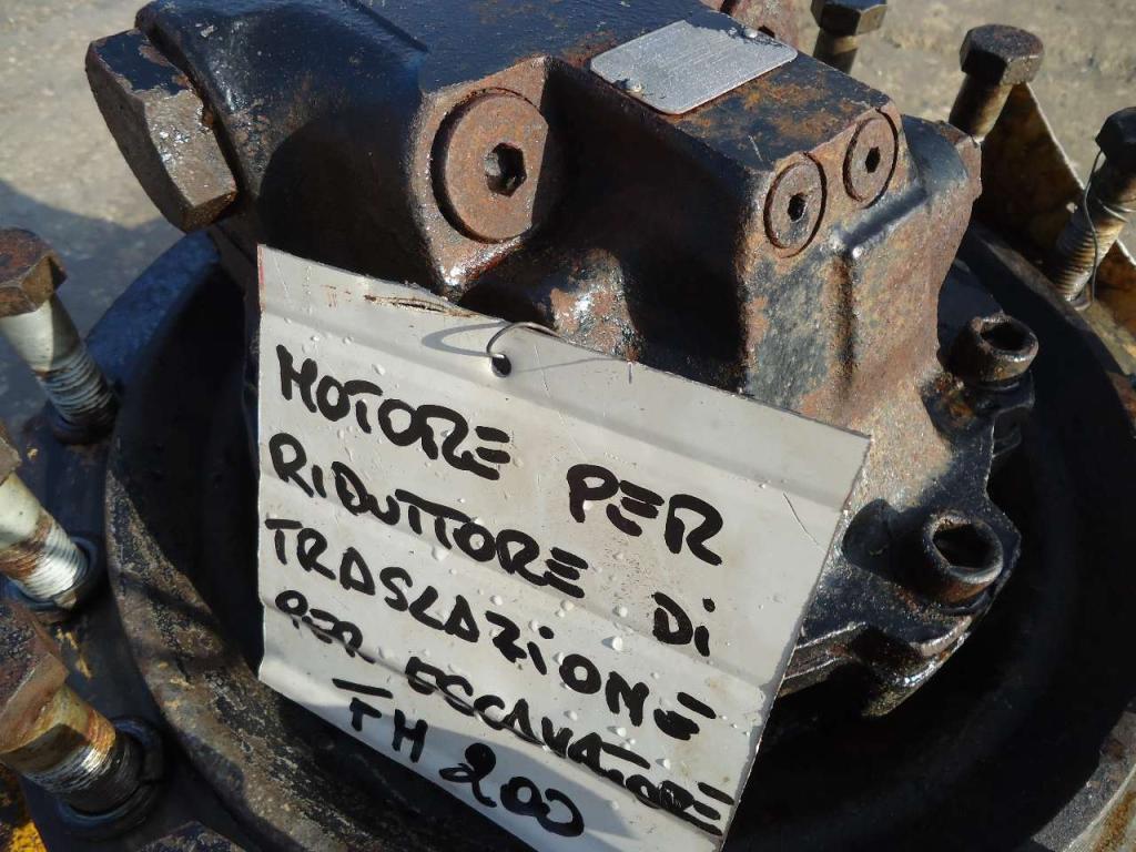 Translation motor for Fiat Hitachi FH200 Photo 3