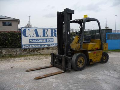 Caterpillar V9CE TIPO D sold by C.A.E.R. Srl