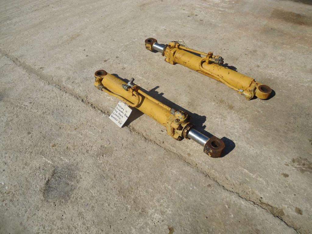 Bucket rotation piston for Benfra 215 Photo 2