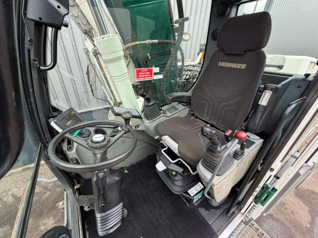 Liebherr A916 Photo 18