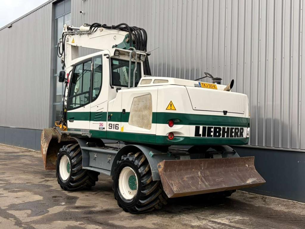 Liebherr A916 Photo 3
