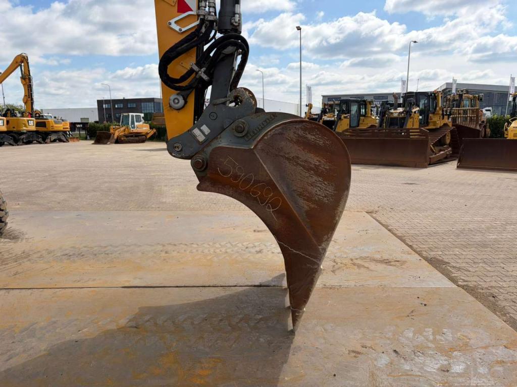 Liebherr A920 Photo 9