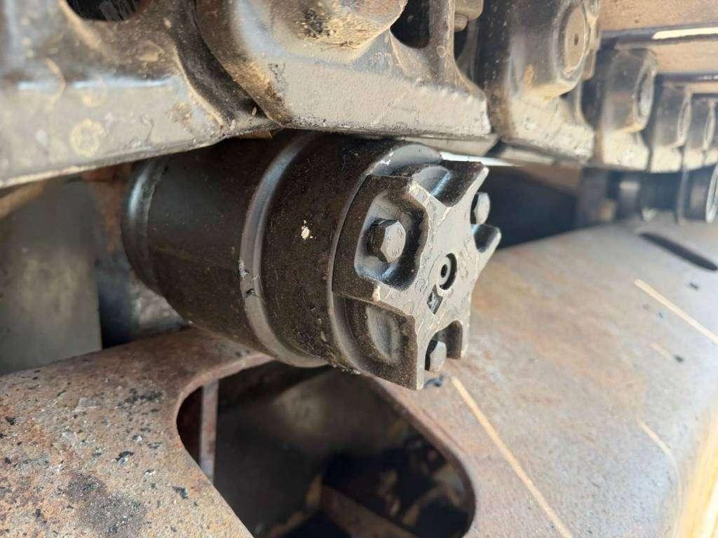 Caterpillar 323 D L Photo 20