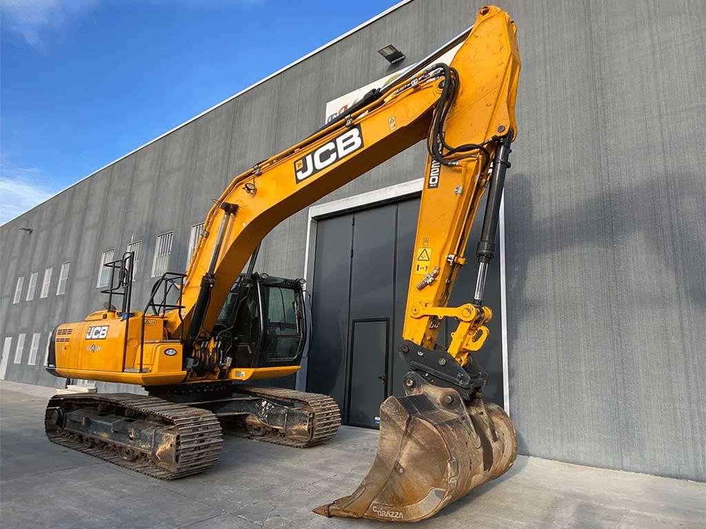 JCB JS220NLC Photo 3