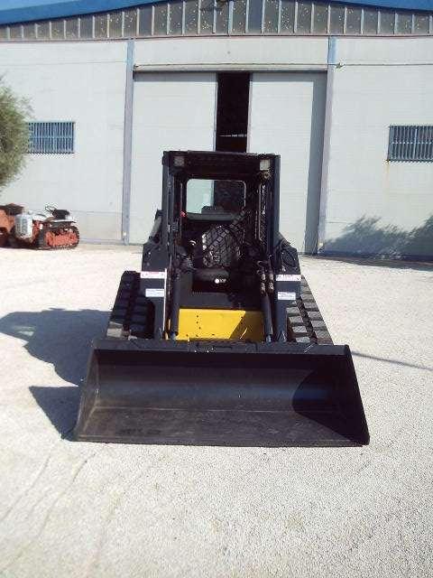 New Holland C175 Photo 6
