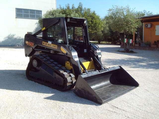 New Holland C175 Photo 8