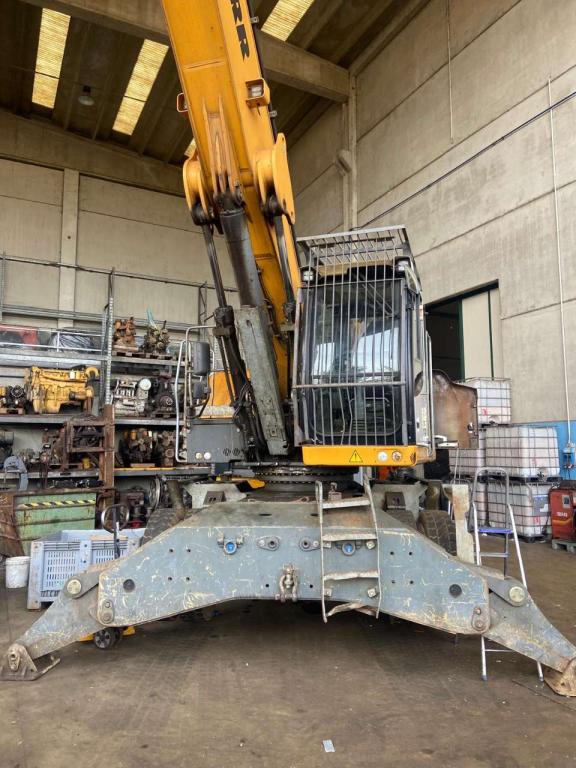 Liebherr LH40 Photo 3