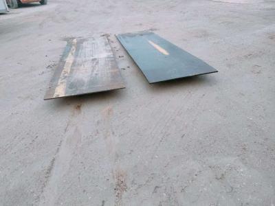 PEDANE IN FERRO PER CONTAINER sold by Aurora Srl