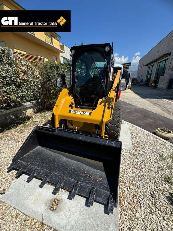 Caterpillar 262 D Photo 2