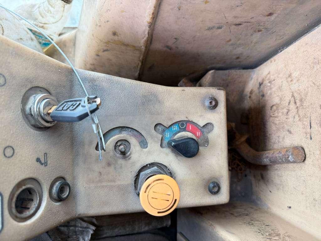 Caterpillar 16H - ORIGINAL CE CERTIFIED - 4.80 meter blade Photo 11