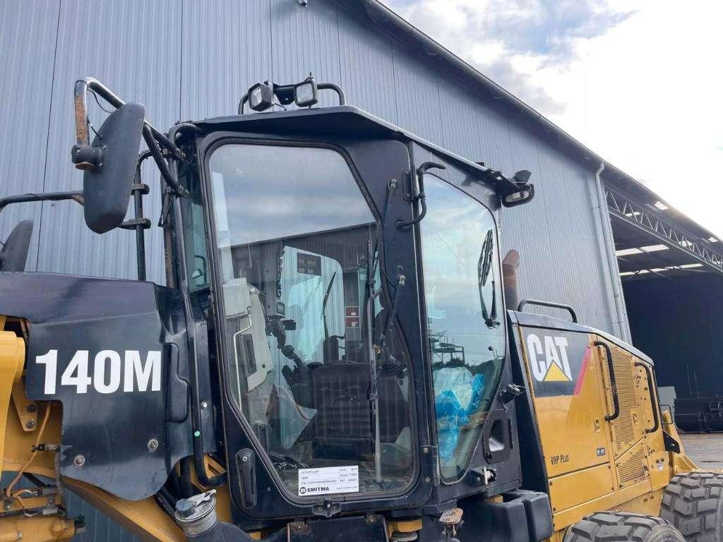 Caterpillar 140M Photo 14