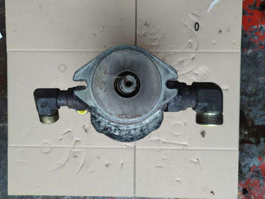 Hydraulic pump for Caterpillar 988G Photo 3