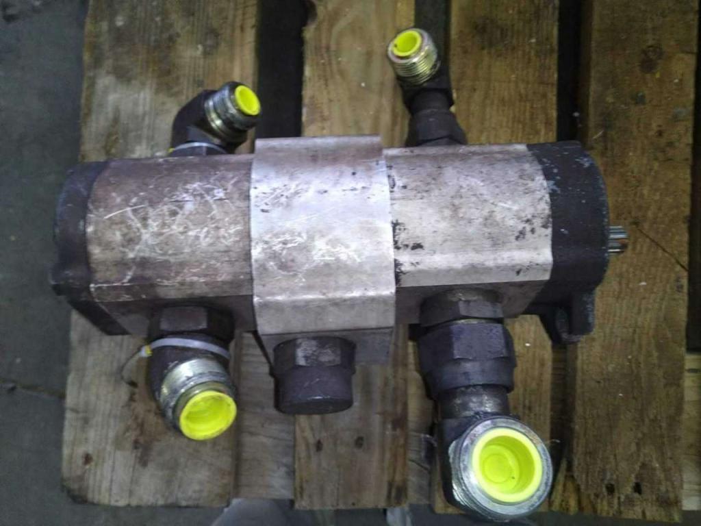 Hydraulic pump for Caterpillar 988G Photo 5