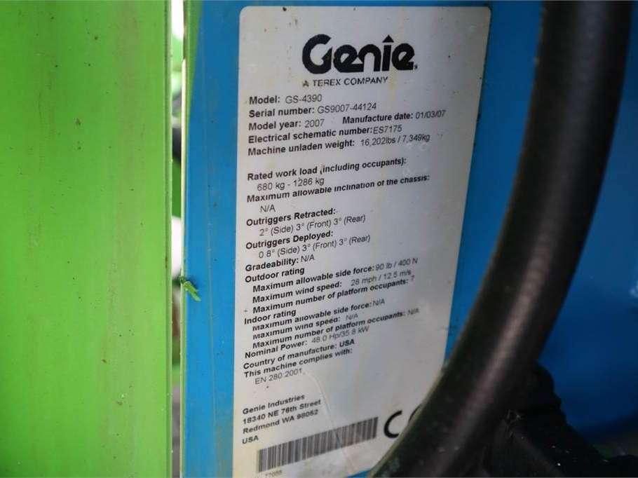Genie GS4390 Diesel Photo 6