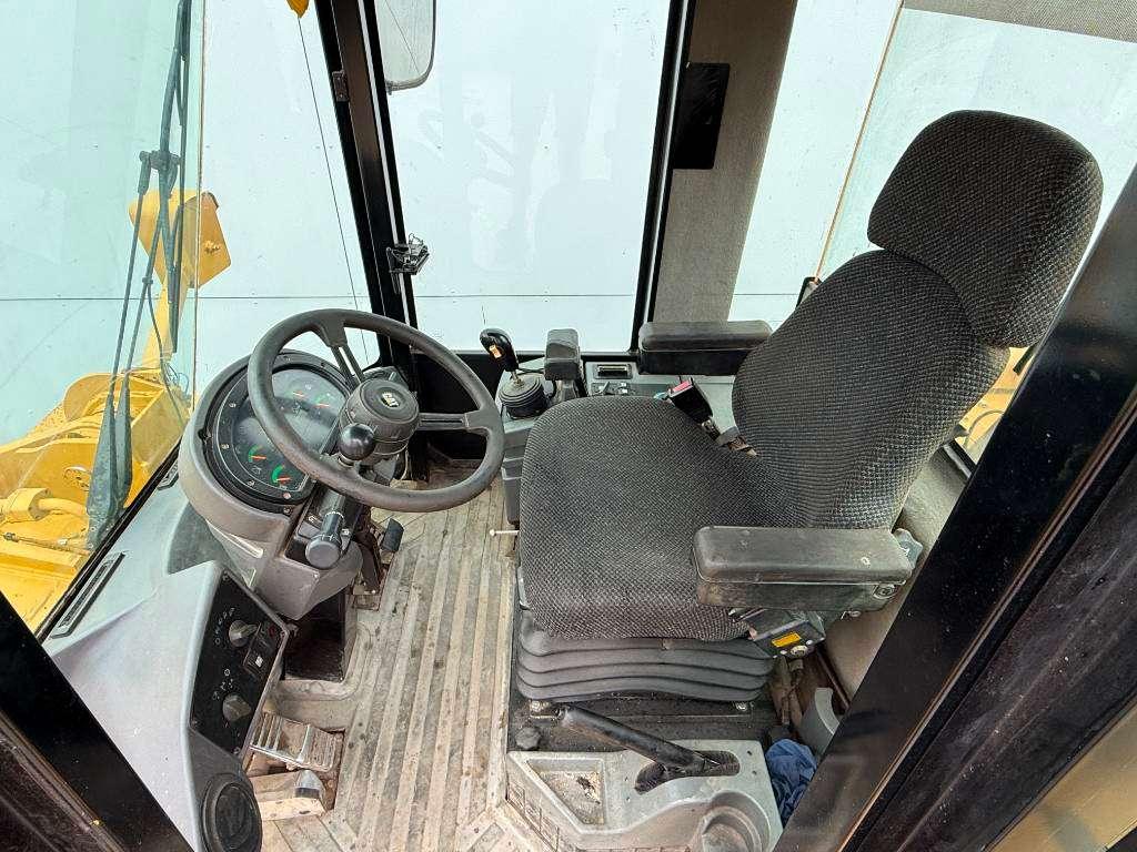 Caterpillar 938G - Automatic Greasing / Excellent Condition Photo 6
