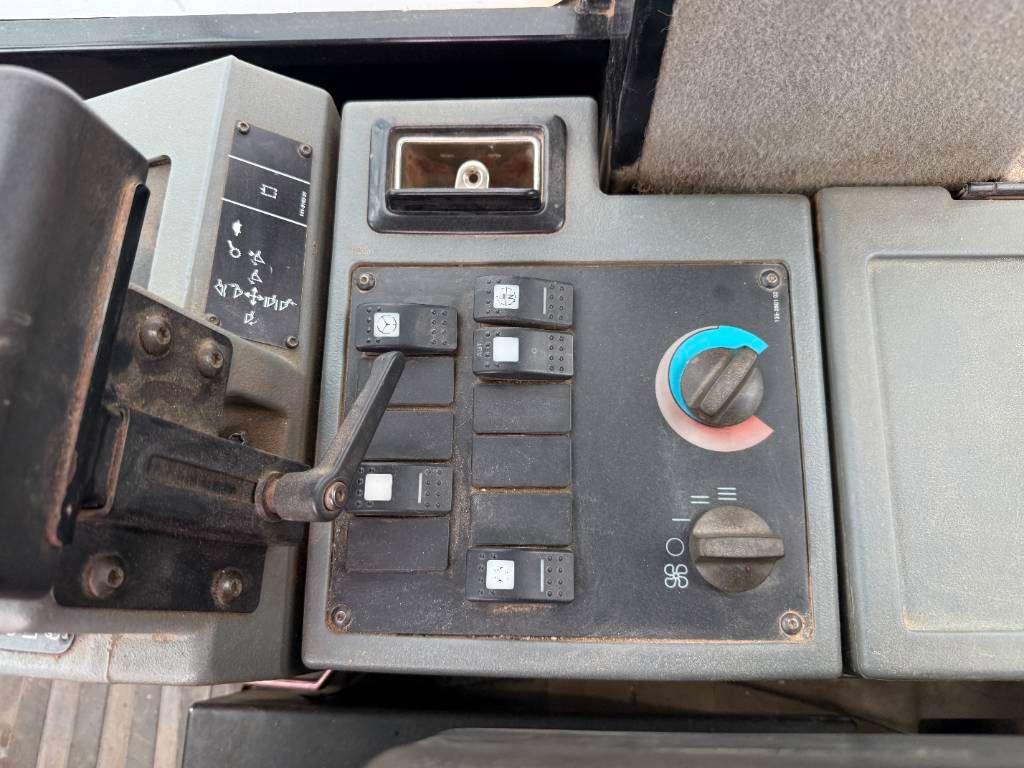 Caterpillar 938G - Automatic Greasing / Excellent Condition Photo 9