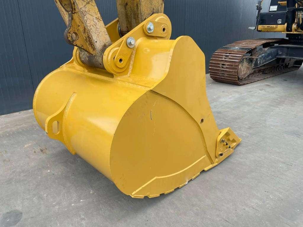 Caterpillar 349D2 - TB Photo 12