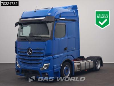 Mercedes-Benz Actros L 1851 4X2 BigSpace Mega Hebesattel Retarder 2xTanks ACC Standklima Navi sold by BAS World B.V.