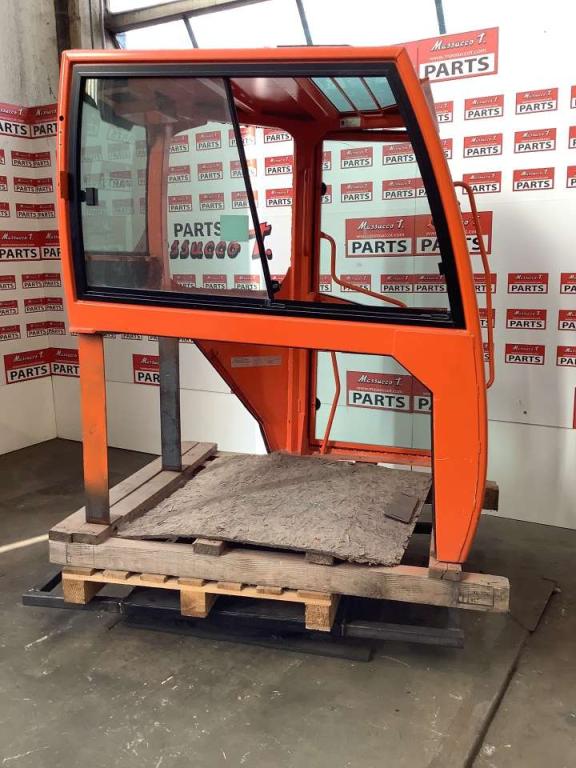 Cab for Yanmar VIO 80 Photo 3
