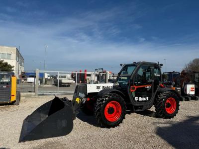 Bobcat TL30.70 sold by MEK Srl