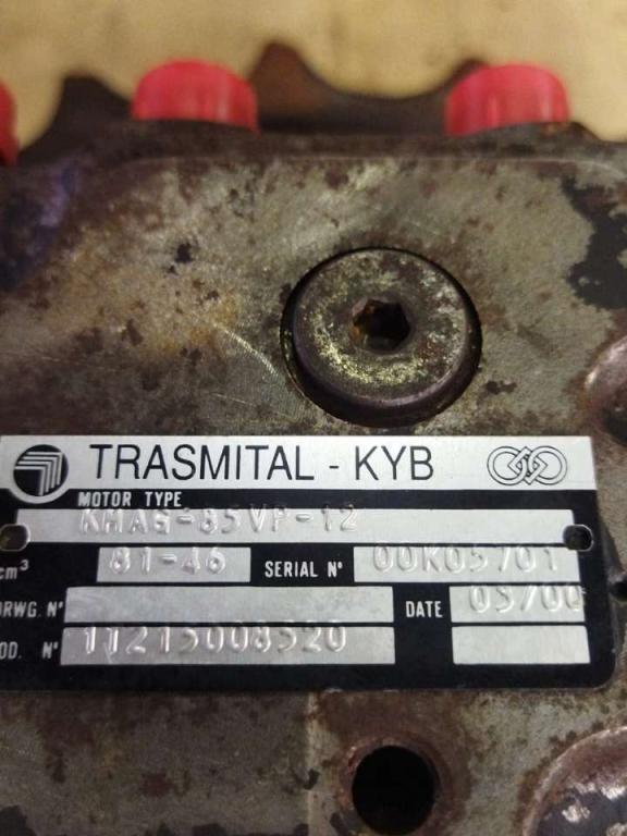 Track motor for Fiat Hitachi Ex 135 Photo 1