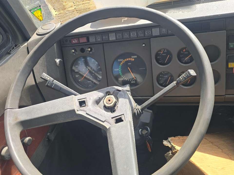 Iveco 190-30 Photo 13