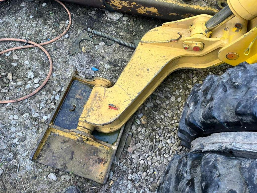 Komatsu PW110R-1 Photo 1