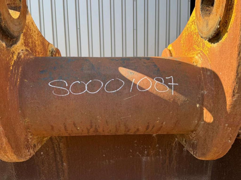 Caterpillar Caterpillar teeth Bucket 385 Photo 11