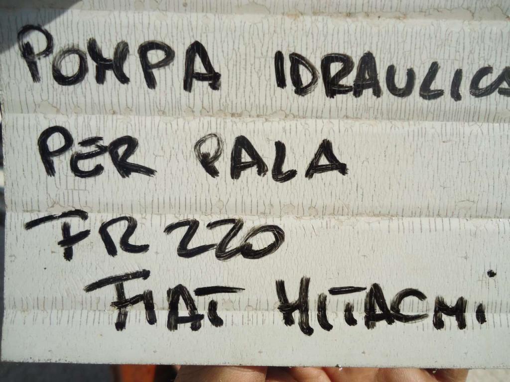 Hydraulic pump for Fiat Hitachi FR220 Photo 2