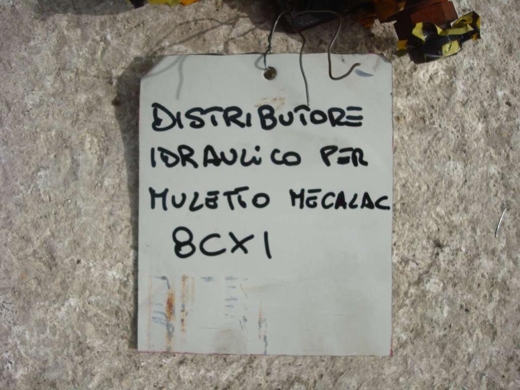 Hydraulic distributor for per Muletto Mecalac 8CXI Photo 3