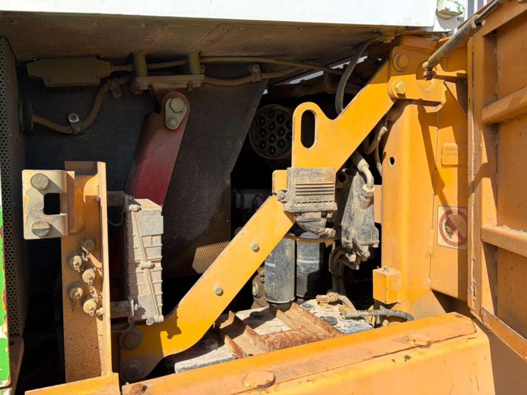Liebherr LR622B Photo 27