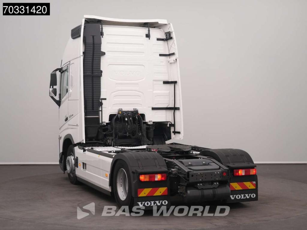 Volvo FH 500 4X2 XL 2x Tanks Standklima ACC TÜV Photo 2