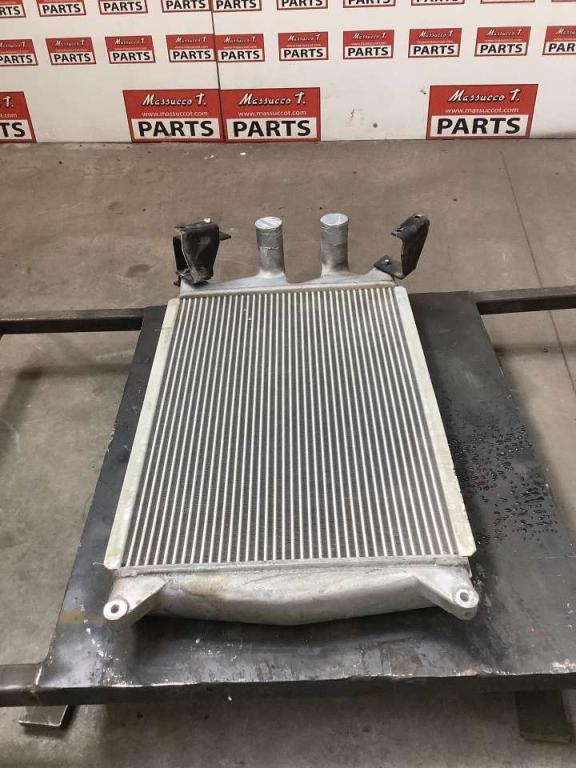 Radiator intercooler for New Holland E385 Photo 2