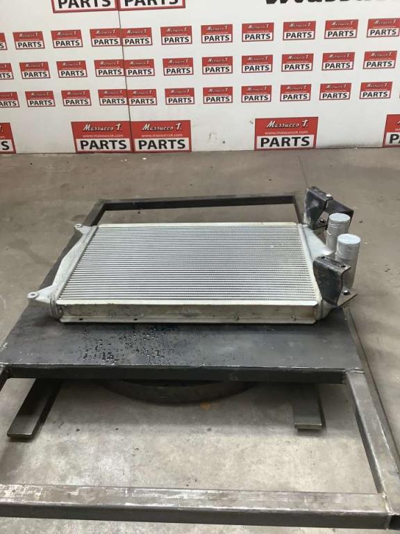 Radiator intercooler for New Holland E385 Photo 3