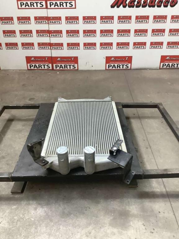 Radiator intercooler for New Holland E385 Photo 4
