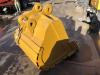 Caterpillar 325B 47 inch HDBucket Photo 2 thumbnail