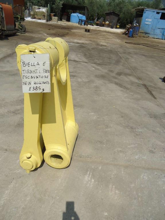 Connecting rod and bucket closing brackets for New Holland E385B Photo 1