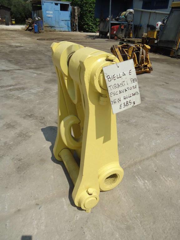 Connecting rod and bucket closing brackets for New Holland E385B Photo 2