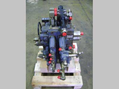 Hydraulic distributor for New Holland E 145 sold by PRV Ricambi Srl
