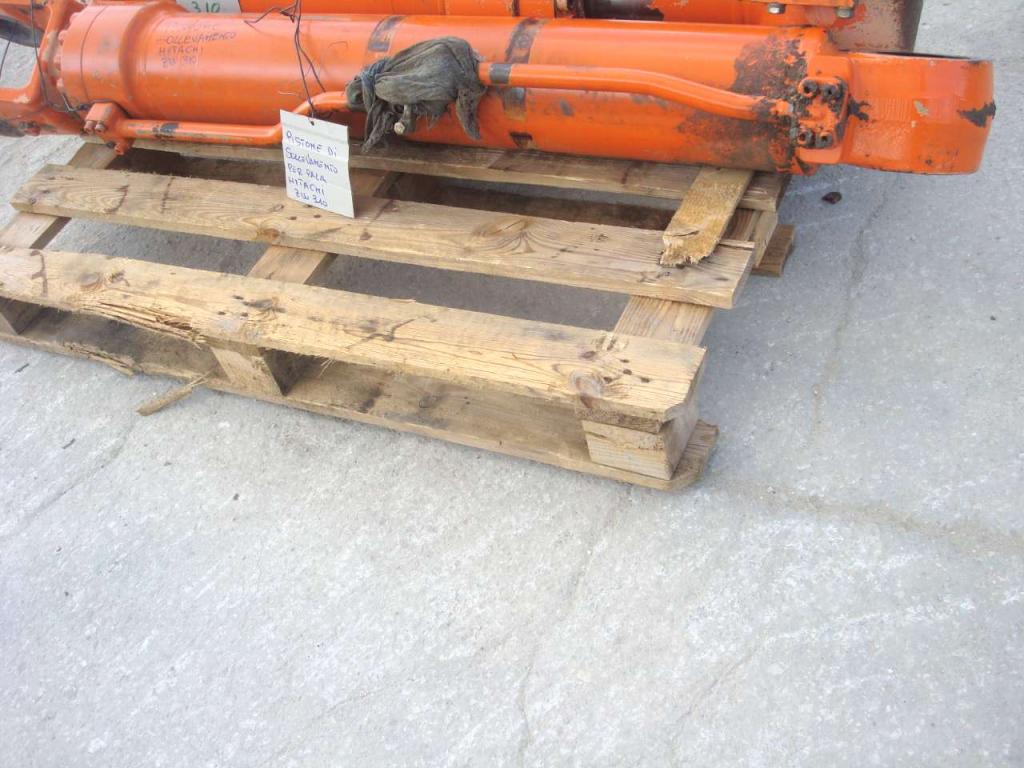 Lifting piston for Hitachi ZW310 Photo 2