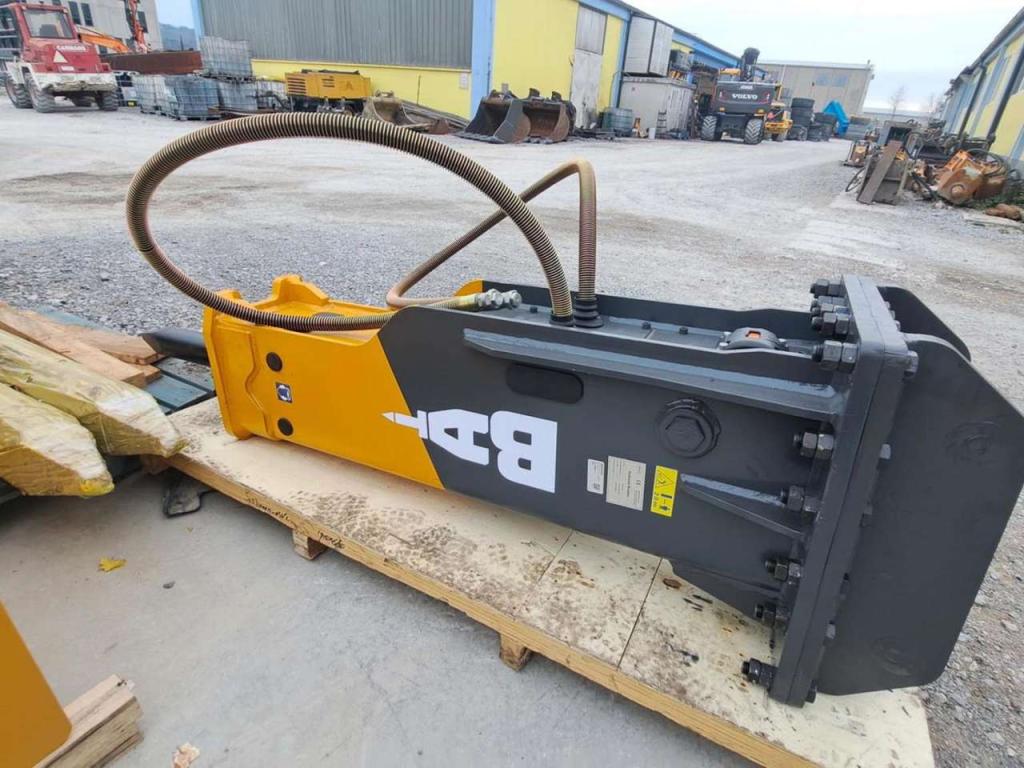 Other manufacturers BAT 140 Photo 17