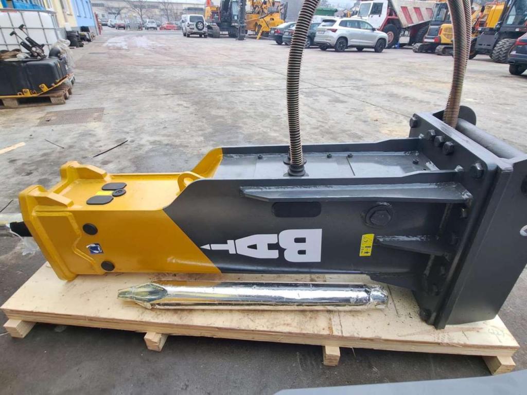 Other manufacturers BAT 140 Photo 2