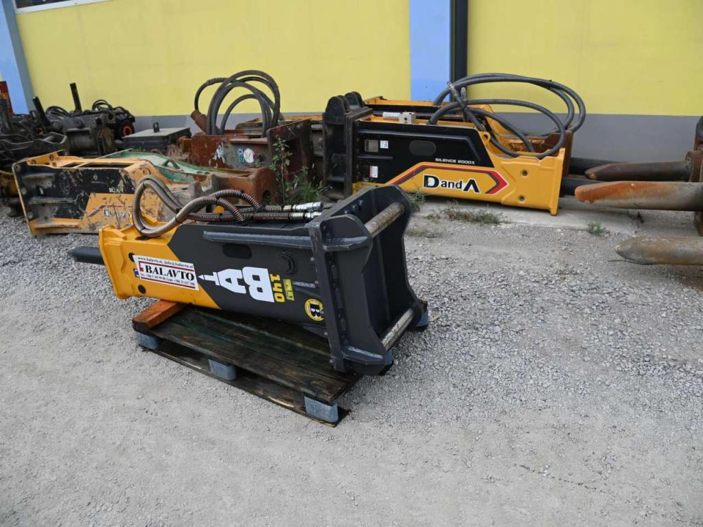 Other manufacturers BAT 140 Photo 20
