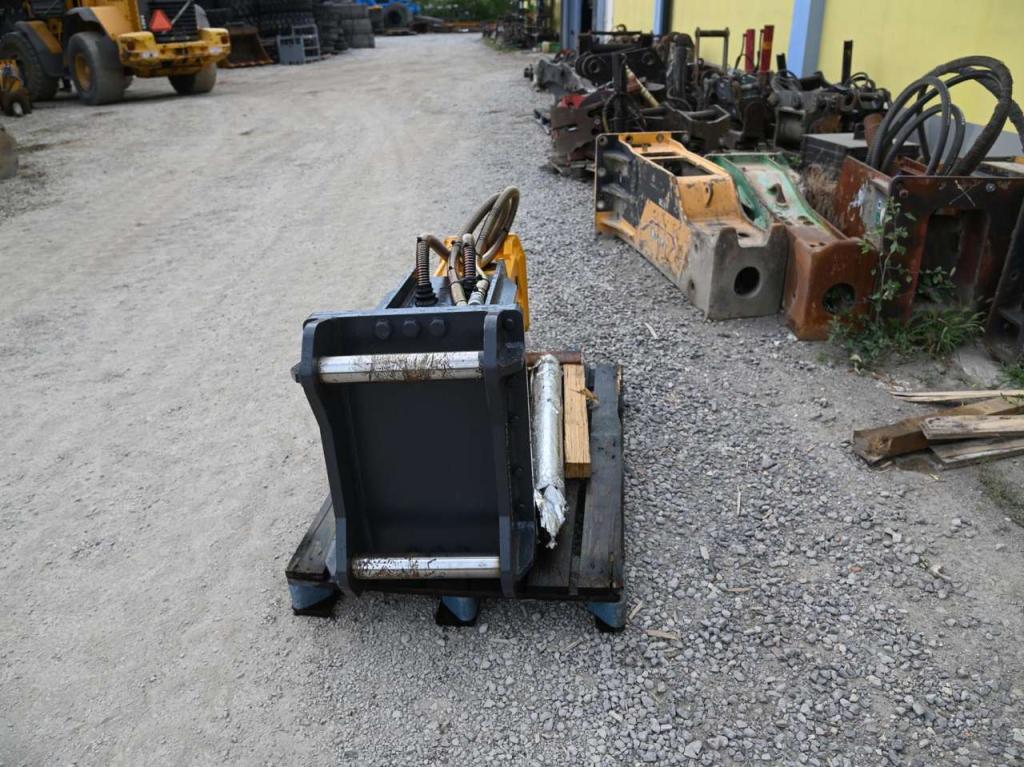 Other manufacturers BAT 140 Photo 21