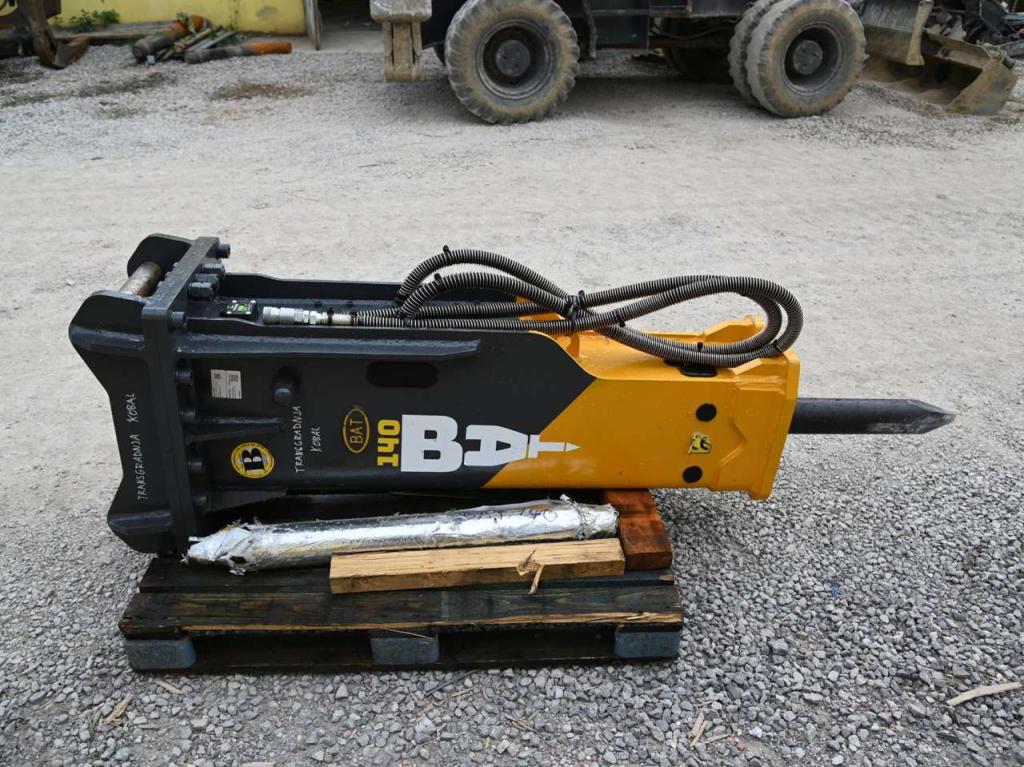 Other manufacturers BAT 140 Photo 22
