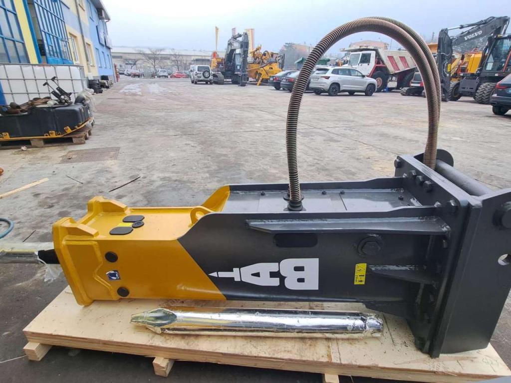 Other manufacturers BAT 140 Photo 3