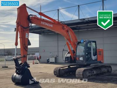 Hitachi ZX225 USLC-3 COMES WITH NEW BUCKET sold by BAS World B.V.
